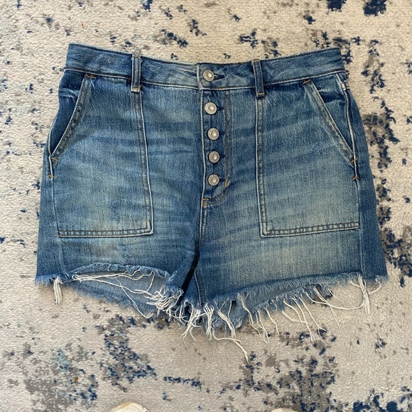 Free People shorts - Picture 1 of 3